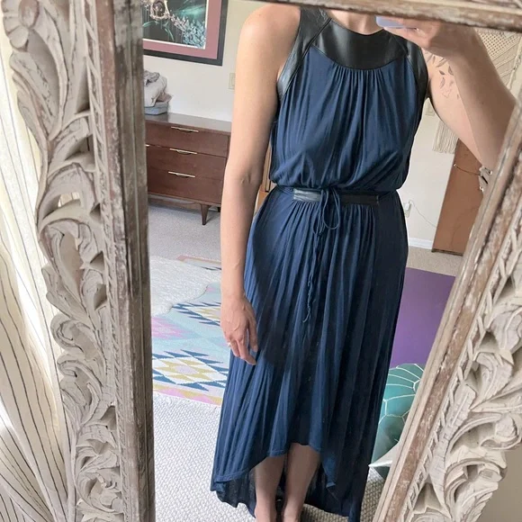 BCBG A Line Scoop Back Dress - Picture 2 of 8